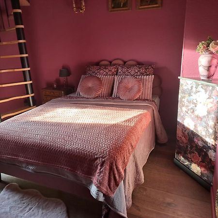 Bois De Chenes House Bed & Breakfast ฟาลส์บวร์ก ภายนอก รูปภาพ